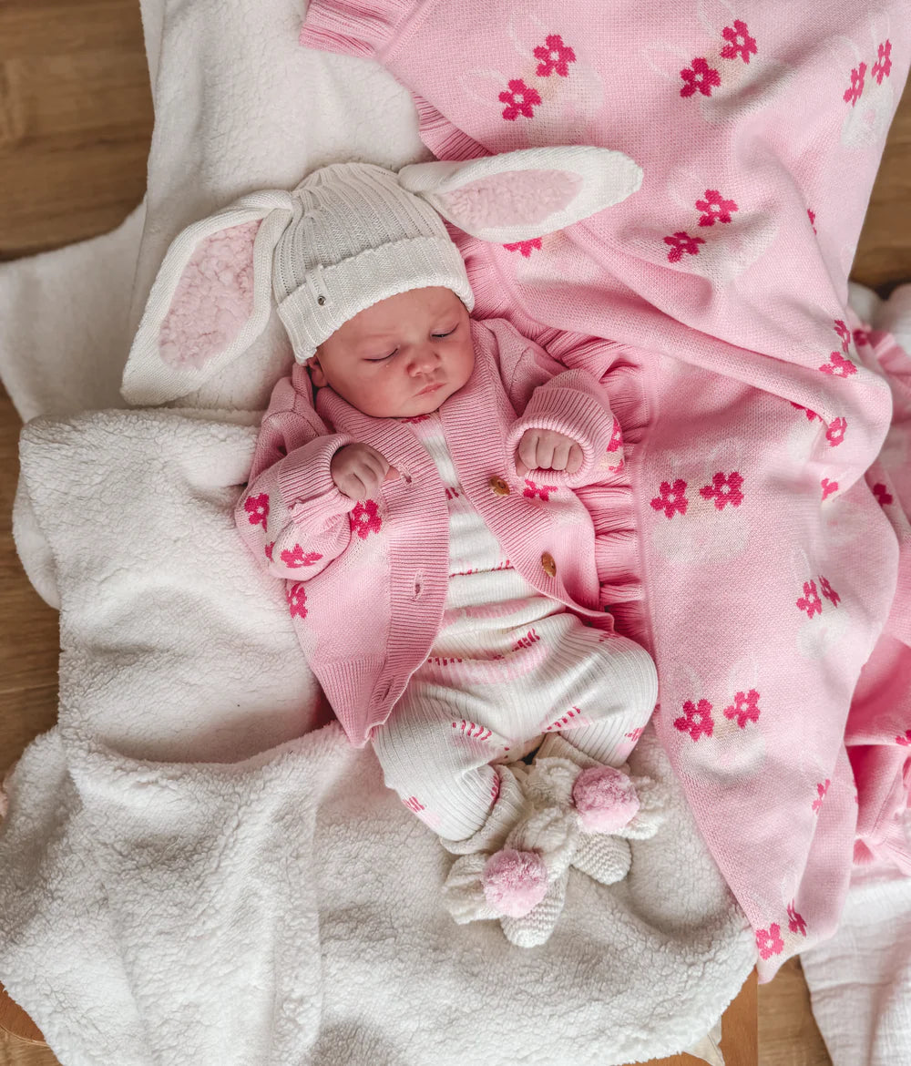 Bonnie Frill Blanket Bubblegum Pink